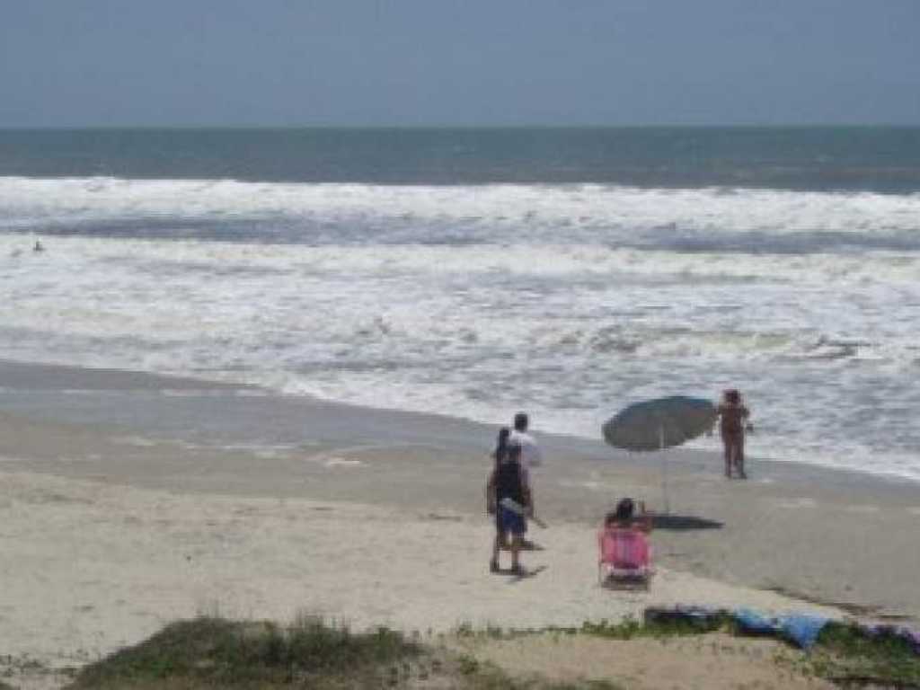 Apartamento em Barra do Saí