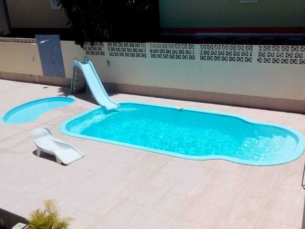 Ap 2 quartos, sendo 1 suíte, piscina, próximo à Barraca do Gaúcho em Taperapuan