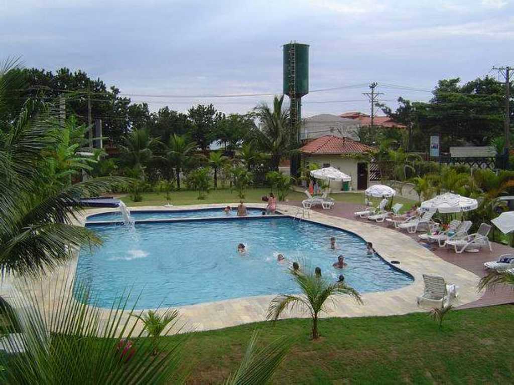 Flat em MARESIAS - Cond. Sun House na Av. da Praia, Canto do Moreira, até 3 pessoas.