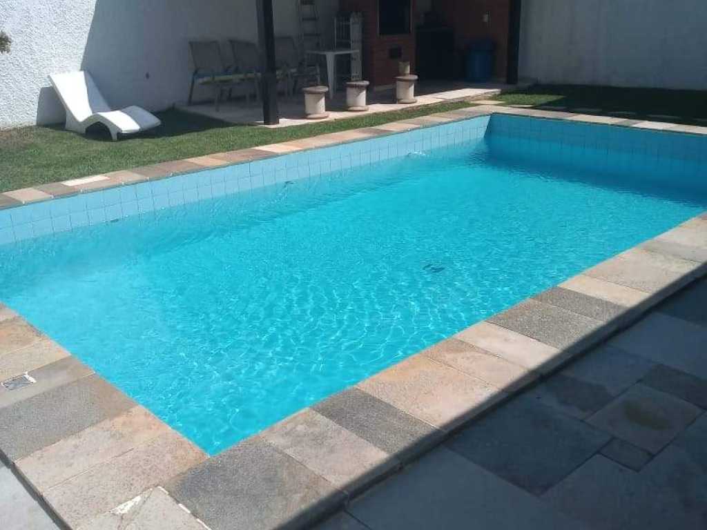 Lindíssima casa a 50 metros da praia