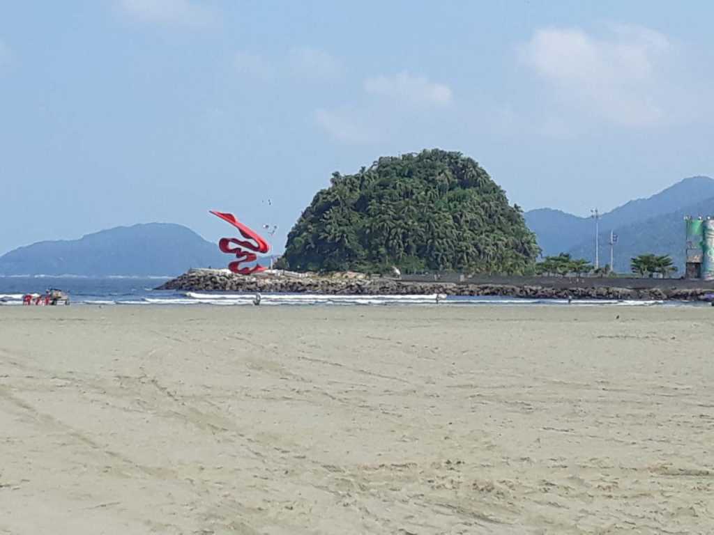 José Menino frente praia