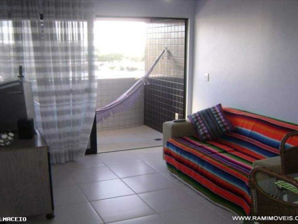 APARTAMENTO COM 02 QUARTOS COM AR