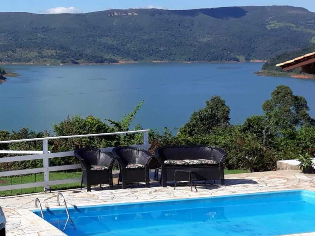 Rancho próximo a Escarpas do Lago. ENTRAR EM CONTATO SOMENTE VIA WHATSAPP. (37) 99857-3684 FABRÍCIO