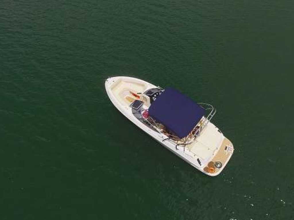 Passeio de Lancha em Capitólio com embarque em Escarpas do Lago