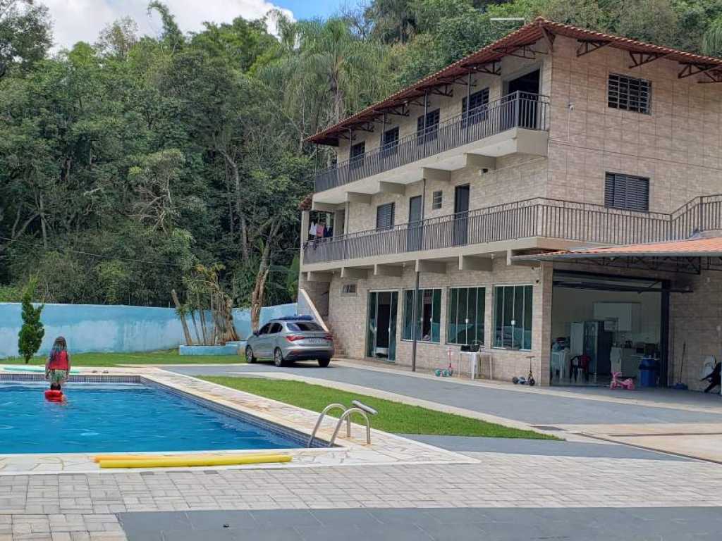 CHÁCARA MAIRIPORÃ - 5 MINUTOS DO CENTRO, FAZ FUNDO COM RODOVIA FERNÃO DIAS