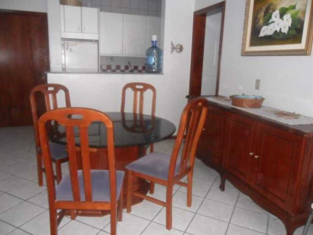 Apartamento com 2 dormitórios,