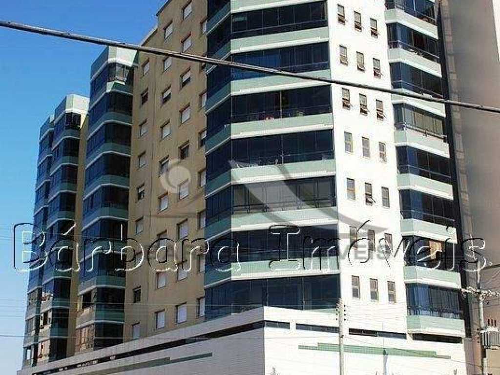 Apartamento 2 dormitórios - Centro