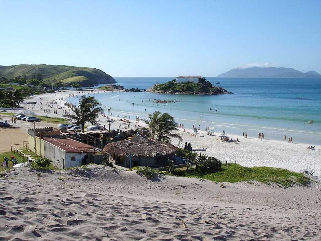 Apartamento Cabo Frio p/Diárias e Temporadas a 300mts da Praia do Forte