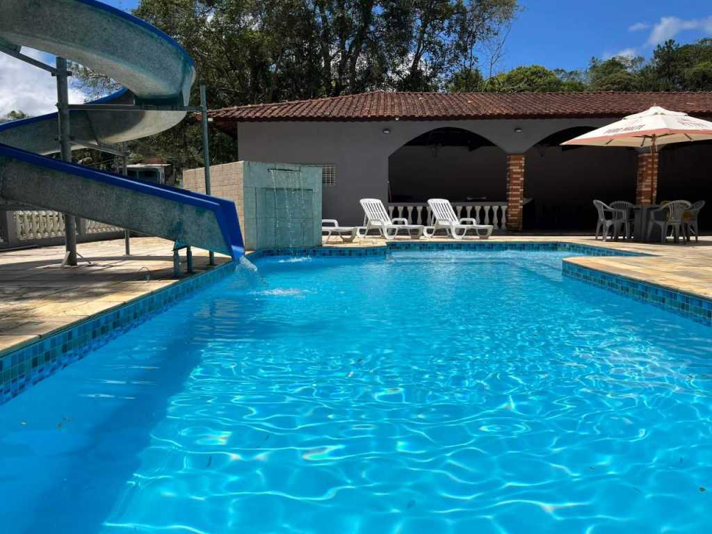 CHÁCARA PARA FESTAS E TEMPORADA ( PISCINA COM TOBOÁGUA) WI-FI