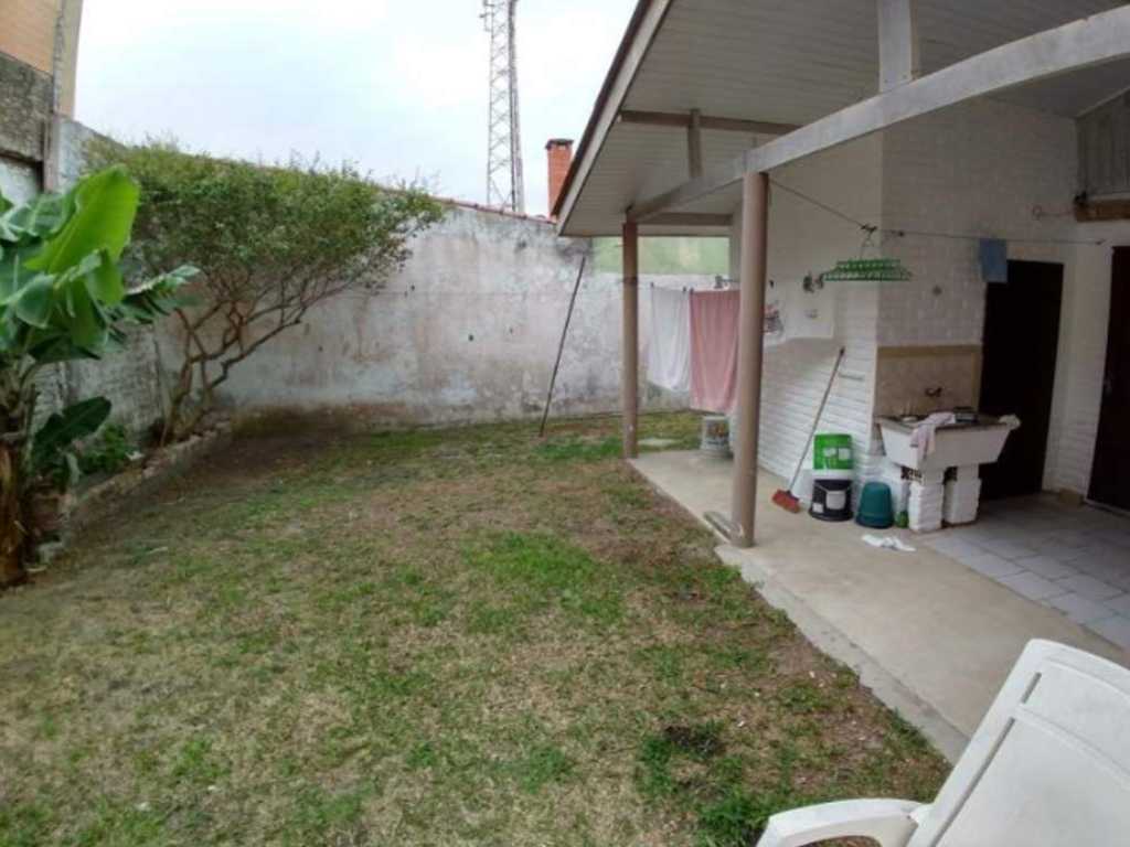 Casa para Temporada, Cidreira / RS, bairro Centro, 4 dormitórios, 2 banheiros, 2 vagas de garagens, mobiliado