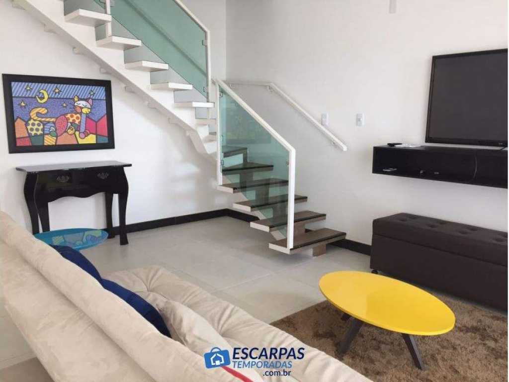 Apartamento Resort Mirante em Escarpas do Lago, Capitólio, MG, com área de lazer completa