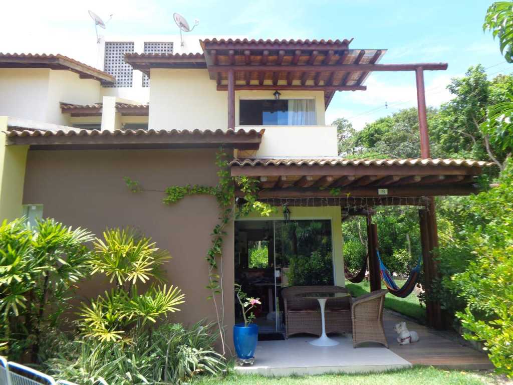 CASA DE PRAIA EM IMBASSAI