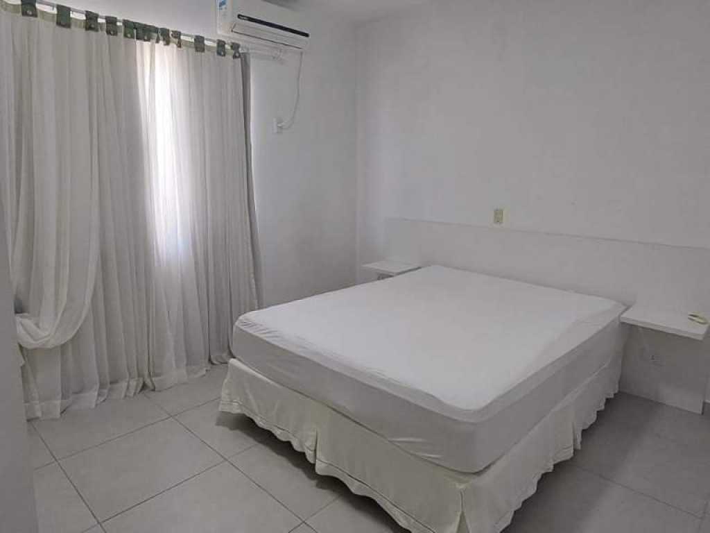 Apartamento espaçoso em Canto Grande