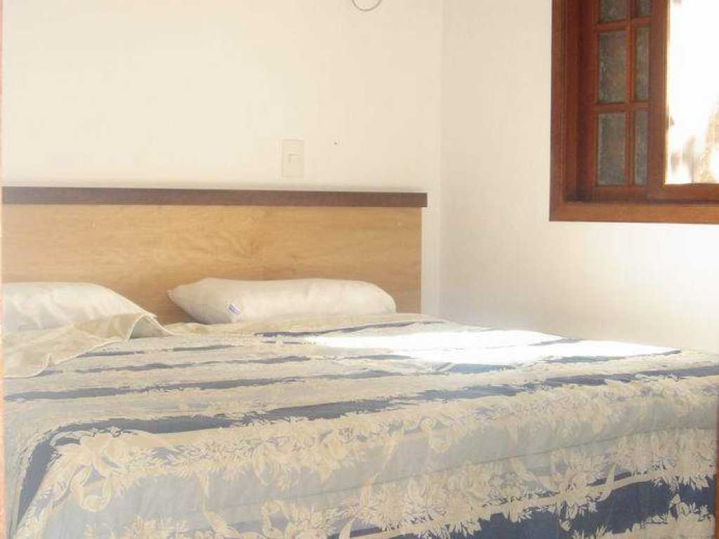 Flat em MARESIAS - Cond. Sun House na Av. da Praia, Canto do Moreira, até 3 pessoas.