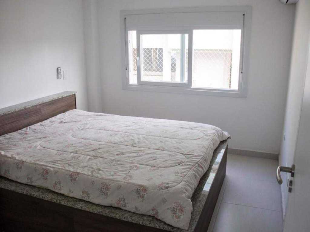 Apartamento  próximo à praia do Mariscal