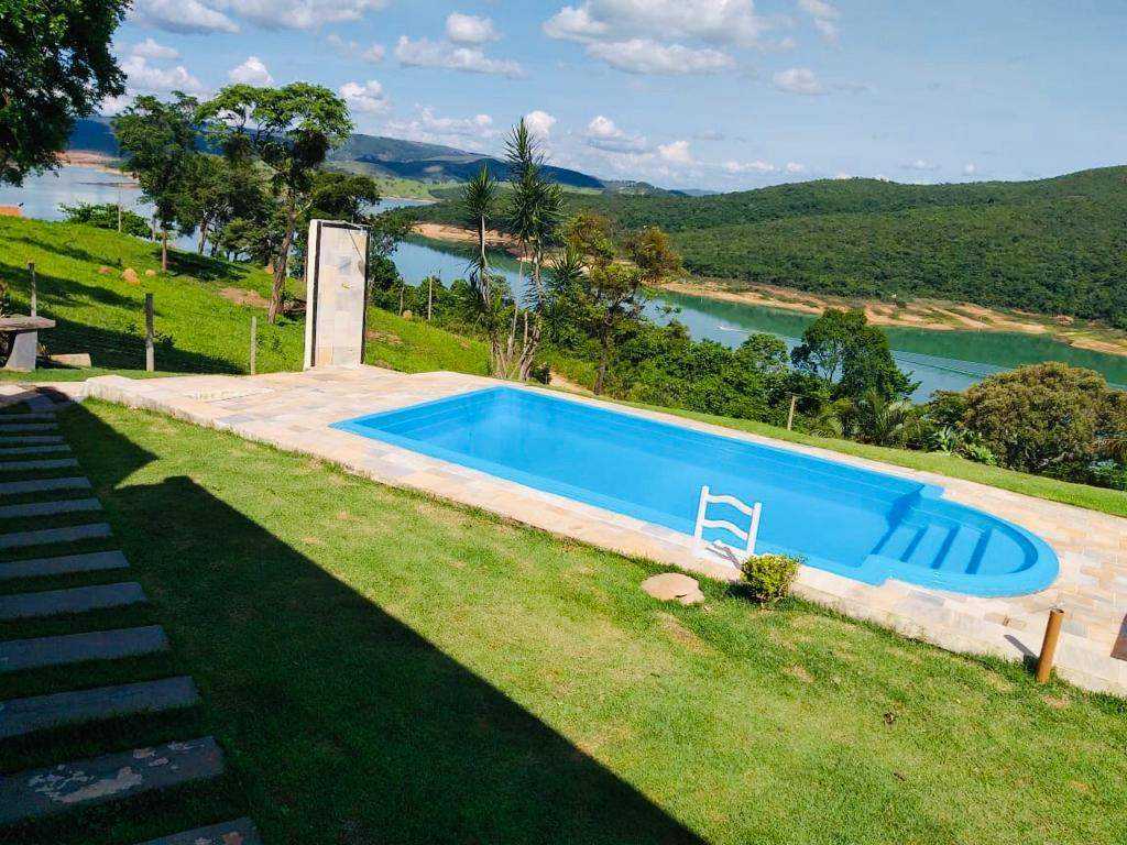 Lindo Rancho no Funil com vista incrível para o Lago de Furnas com Piscina e churrasqueira