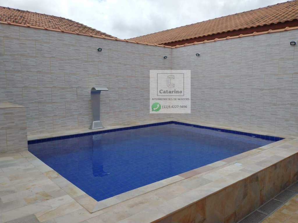 Casa em Mongaguá para Temporada com Piscina