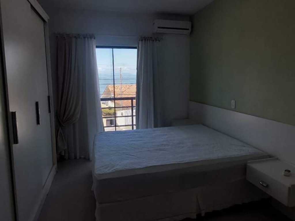 Apartamento espaçoso em Canto Grande