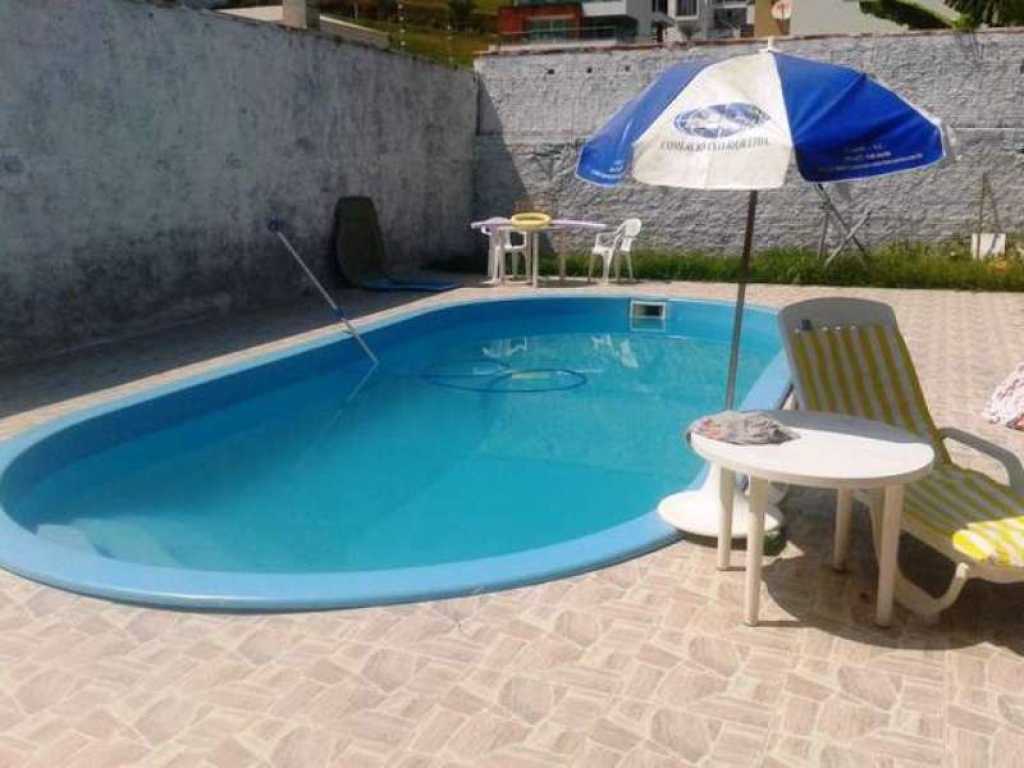 CASA COM PISCINA BALNEÁRIO CAMBORIÚ PARA VERÃO!