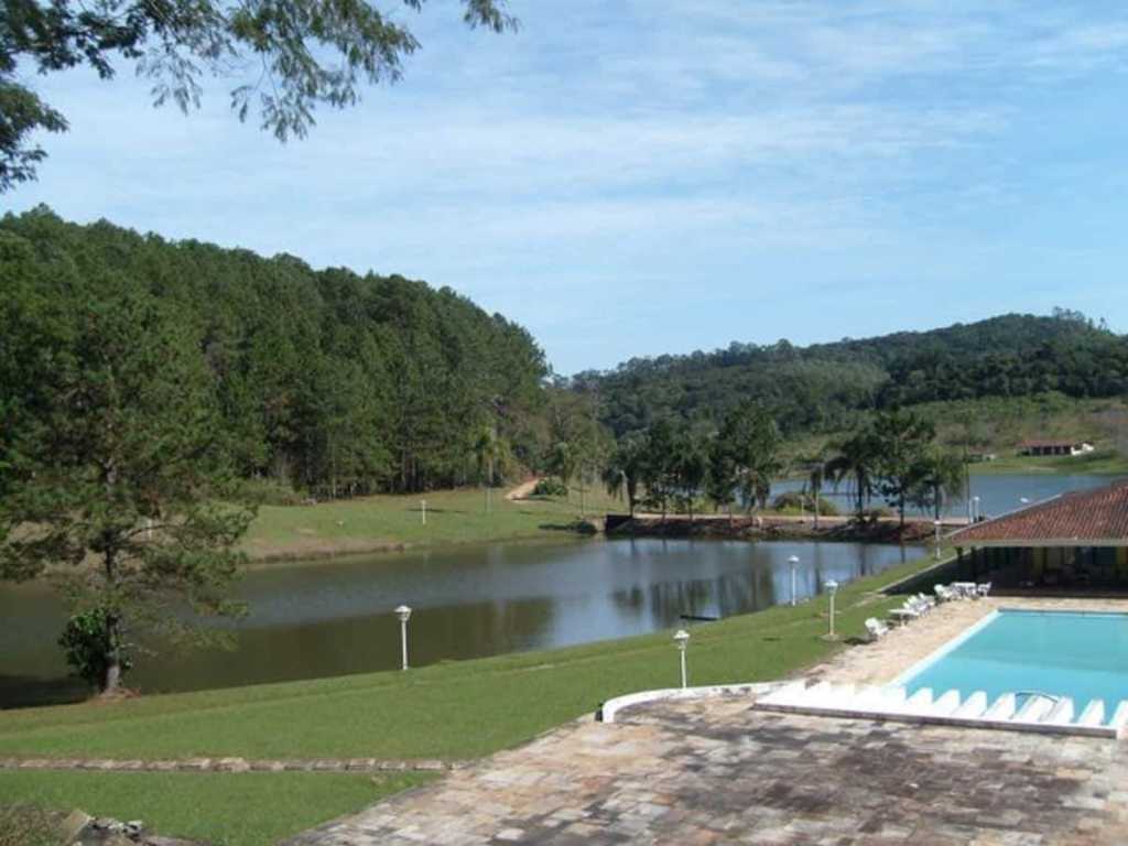 Sítio Lagoinha Paraíso em Atibaia. Estadia mínima de 3 diárias. Feriados 4 diárias. Carnaval 5 diárias. Natal e Reveillon mínimo 7 diárias