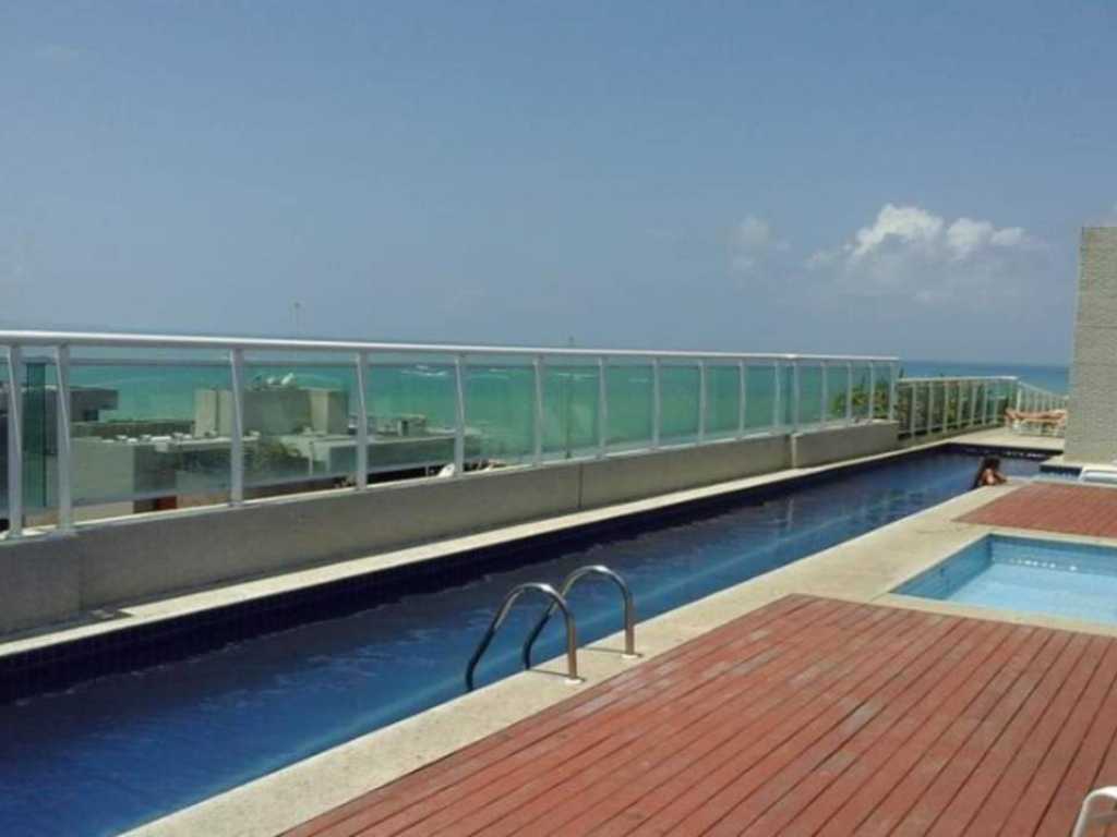 CONDOMINIO FECHADO A BEIRA MAR