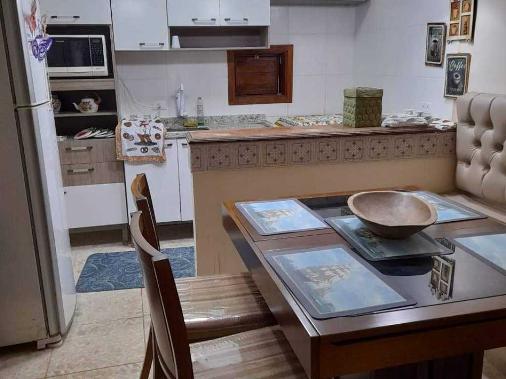 Linda casa em Peruíbe para você descansar