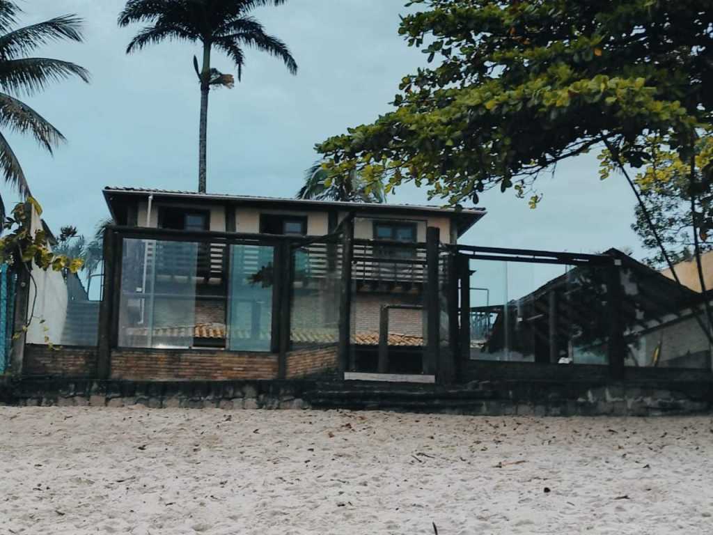 Casa Pé na Areia