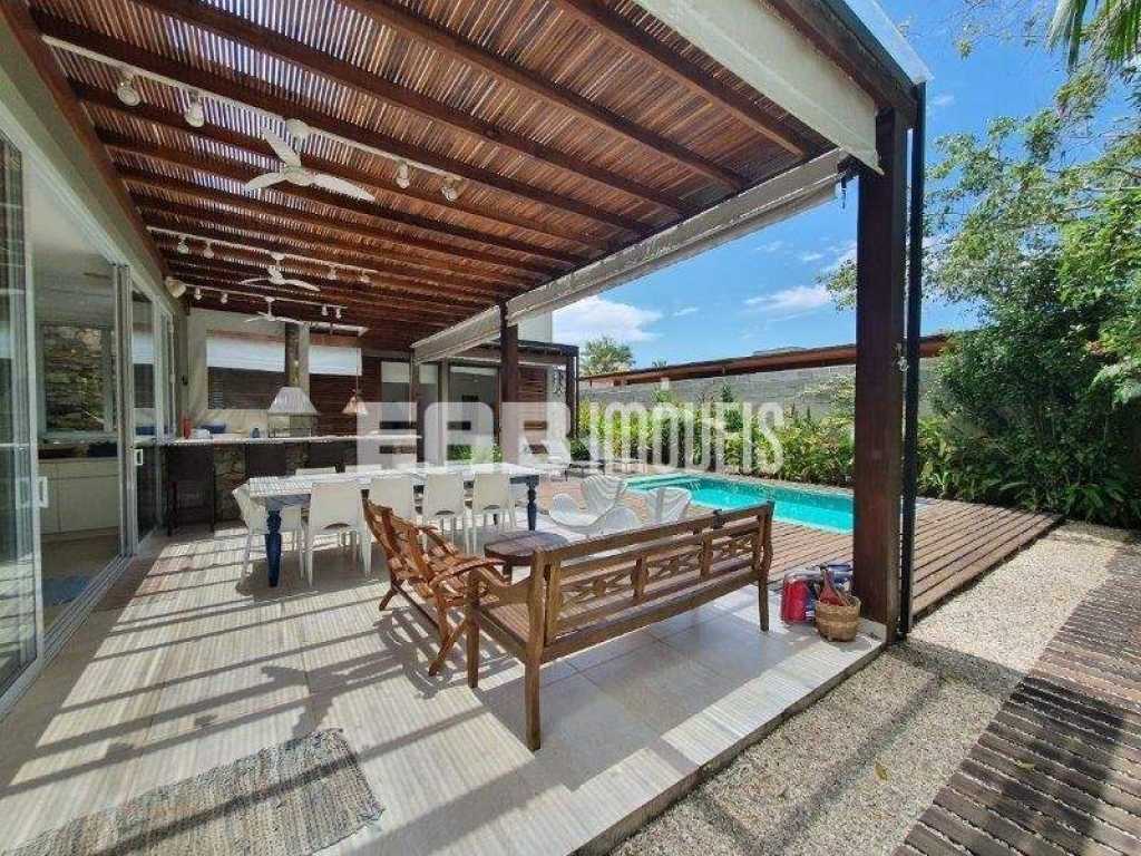 Casa com 4 suítes em Itamambuca, Ubatuba - Rnk