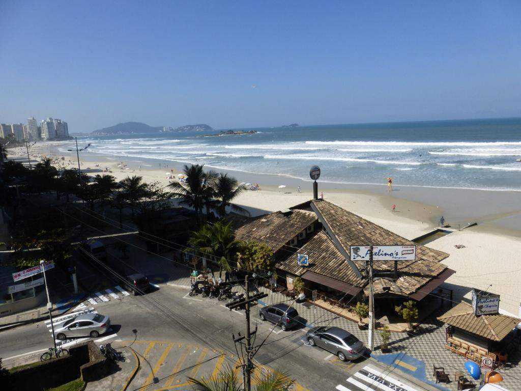 VISTA MARAVILHOSA PARA PRAIA E MAR, 3 DORM COM VAGA DE GARAGEM E SERVIÇOS DE PRAIA