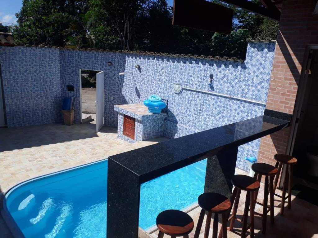 CASA PISCINA AZUL EN PARATY