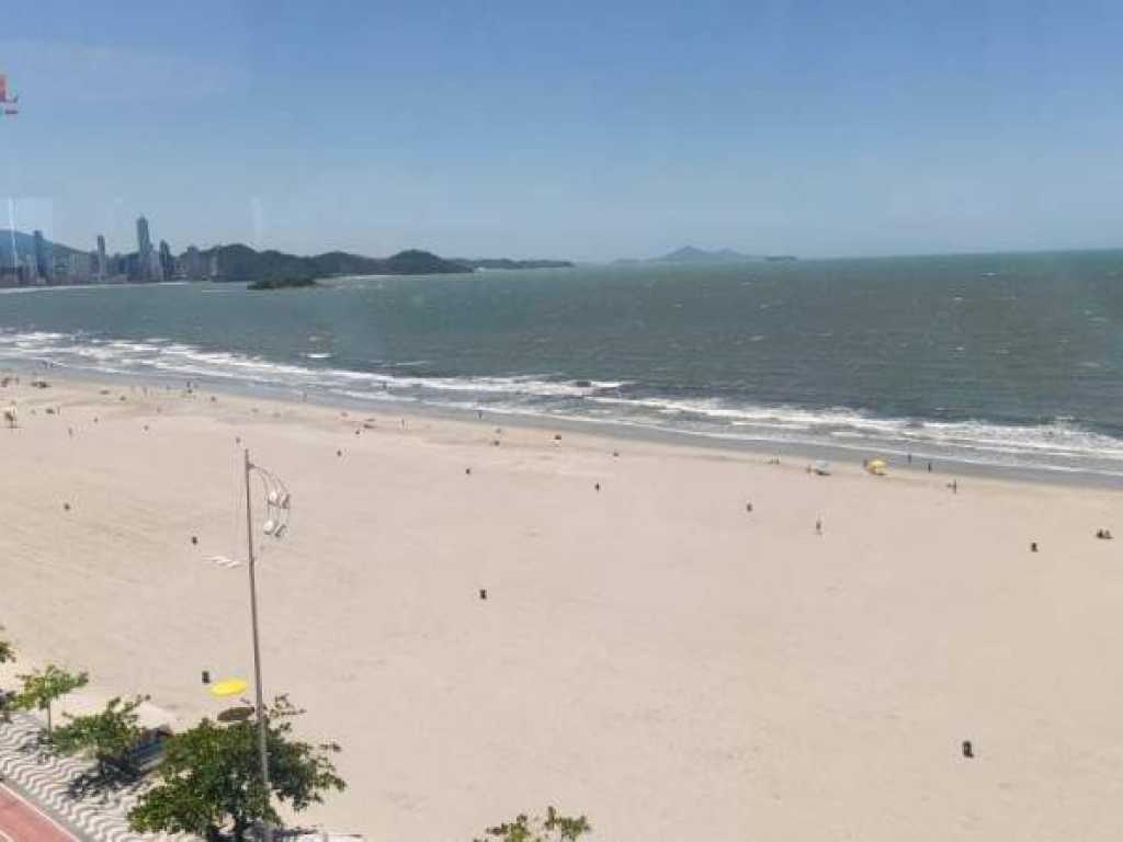 Apartamento frente ao mar - Vale Dourado Residencial - REF.: LT288