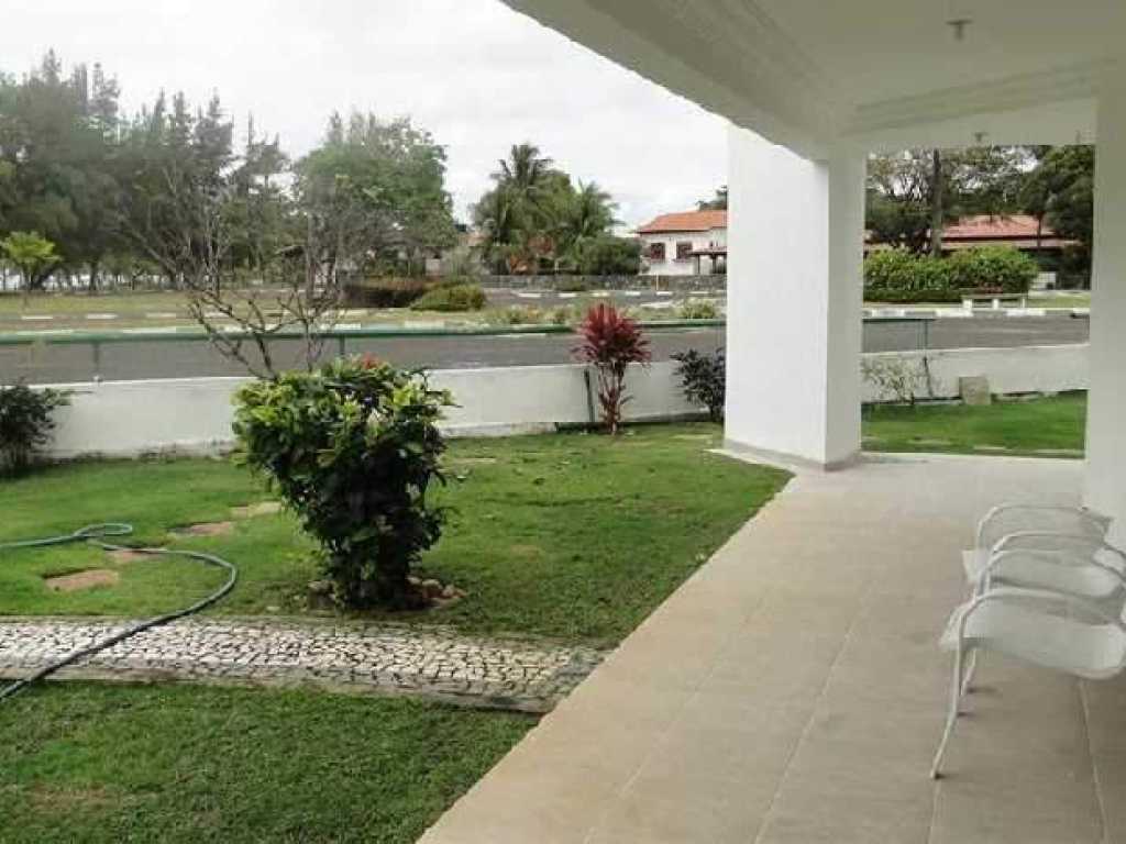 Guarajuba - Casa ampla - Vista mar - 5/4 - Piscina e Churrasqueira a 50 metros do mar.