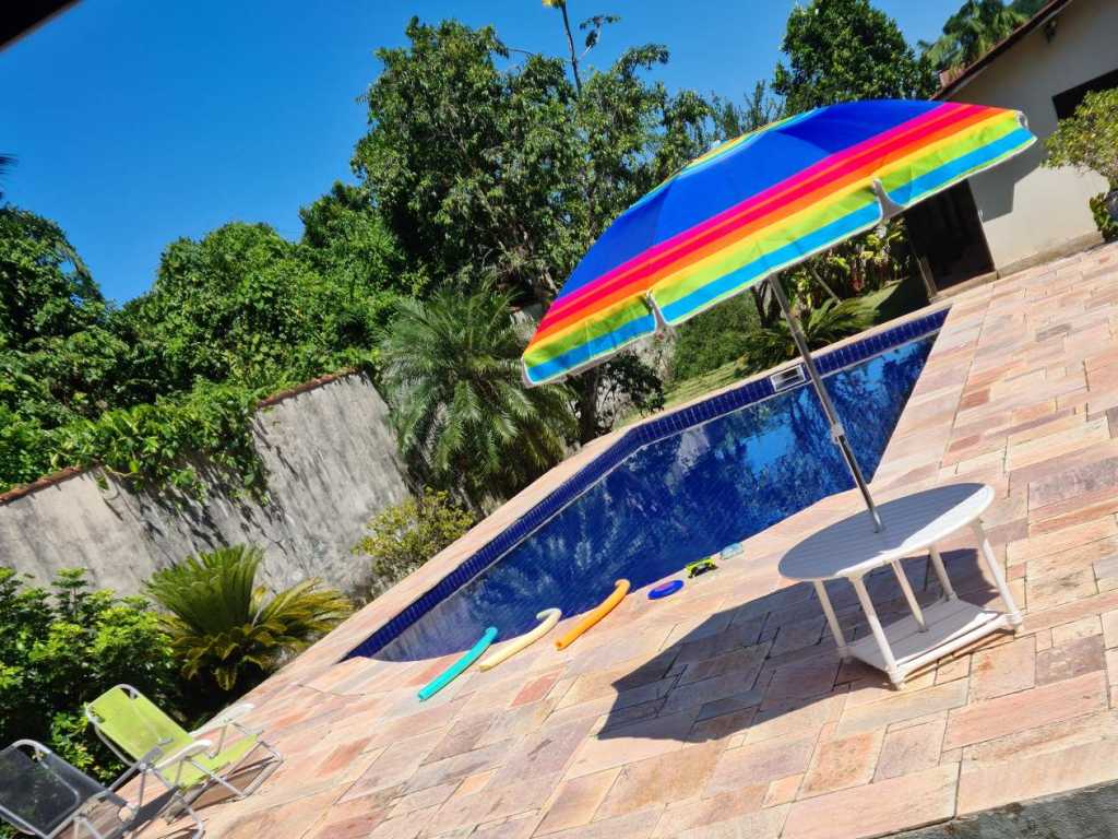 Alugo Casa para Natal e Reveillon com piscina grande