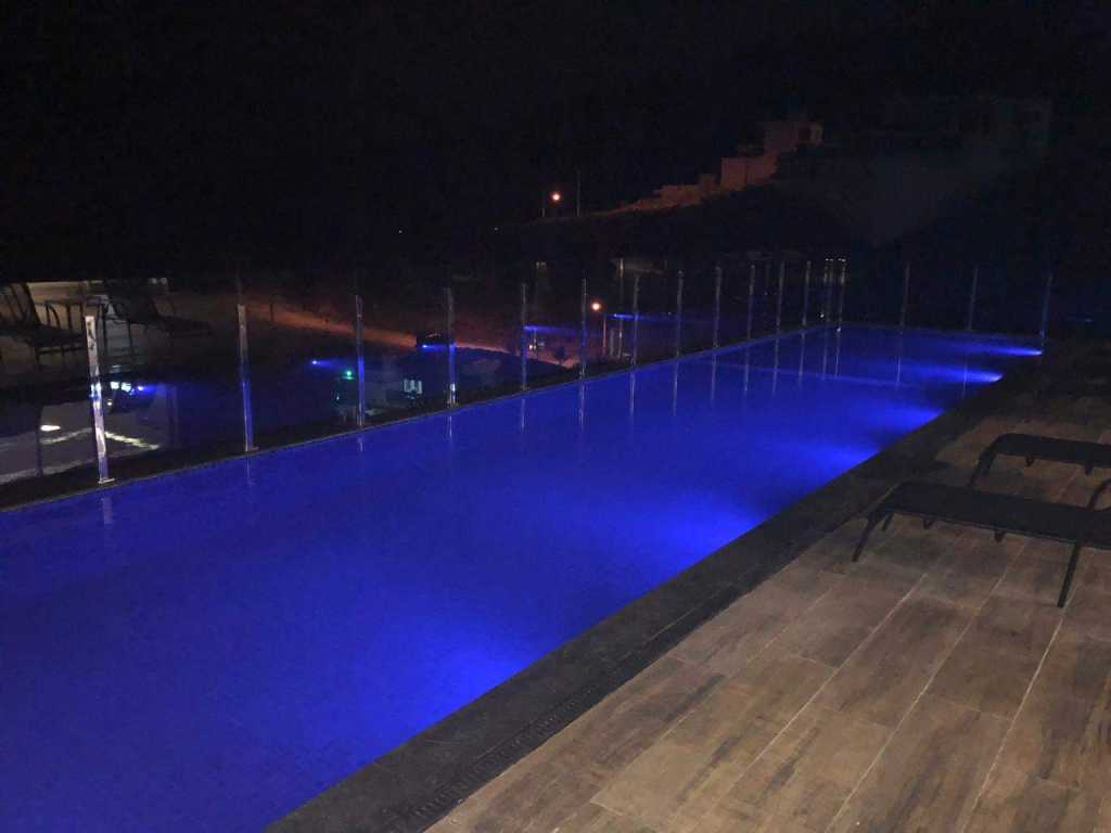 Casa Mega Luxo em Escarpas do Lago, área de lazer com duas piscinas, 7 suítes com ar.