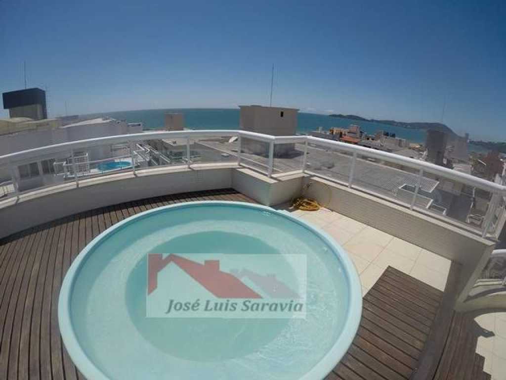 Cobertura com vista para o mar, com 3 suítes, 5 WC, deck com piscina e vista top!