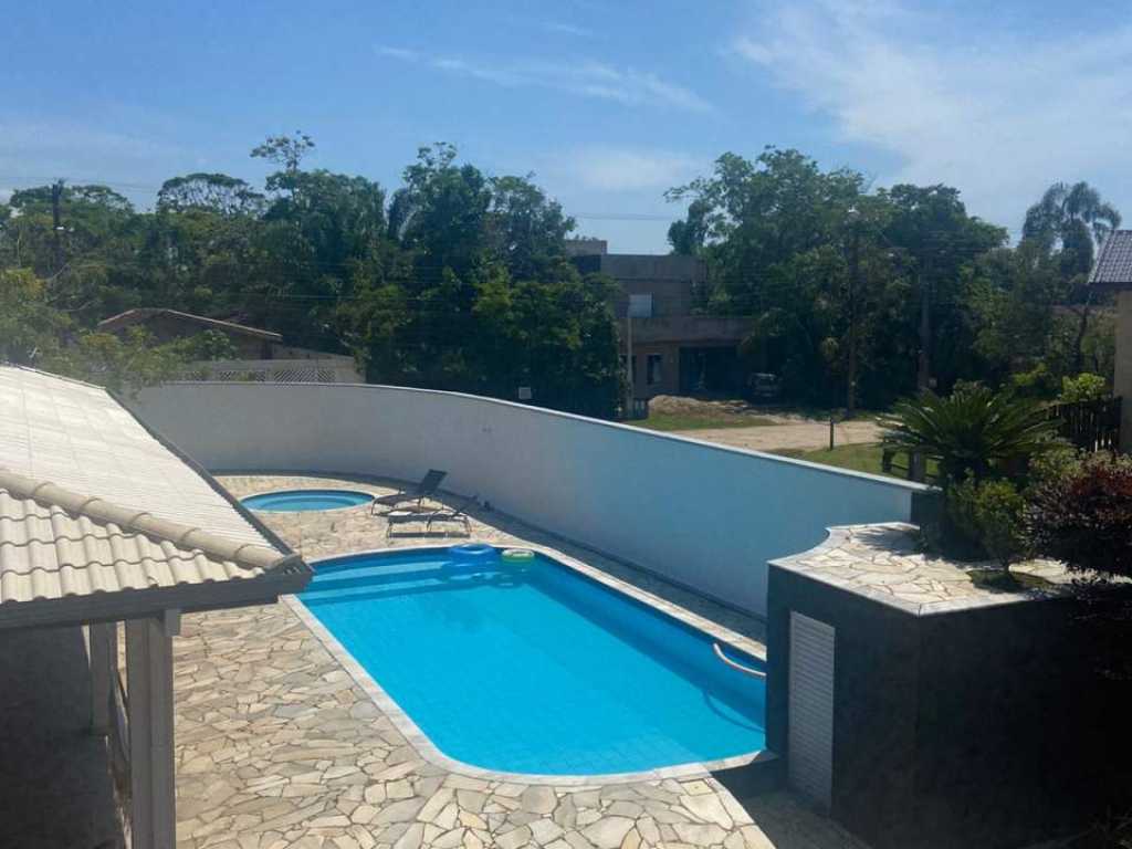 Casa/Sobrado em Condomínio Fechado Espetacular em Peruíbe - SP