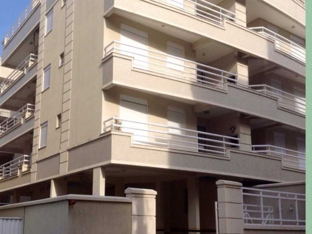 HIGH STANDARD APARTMENT IN BOMBINHAS, SC, 04 AIR SPLIT, WI-FI, BEDS BOX, 70 MTS. MAR, ma103