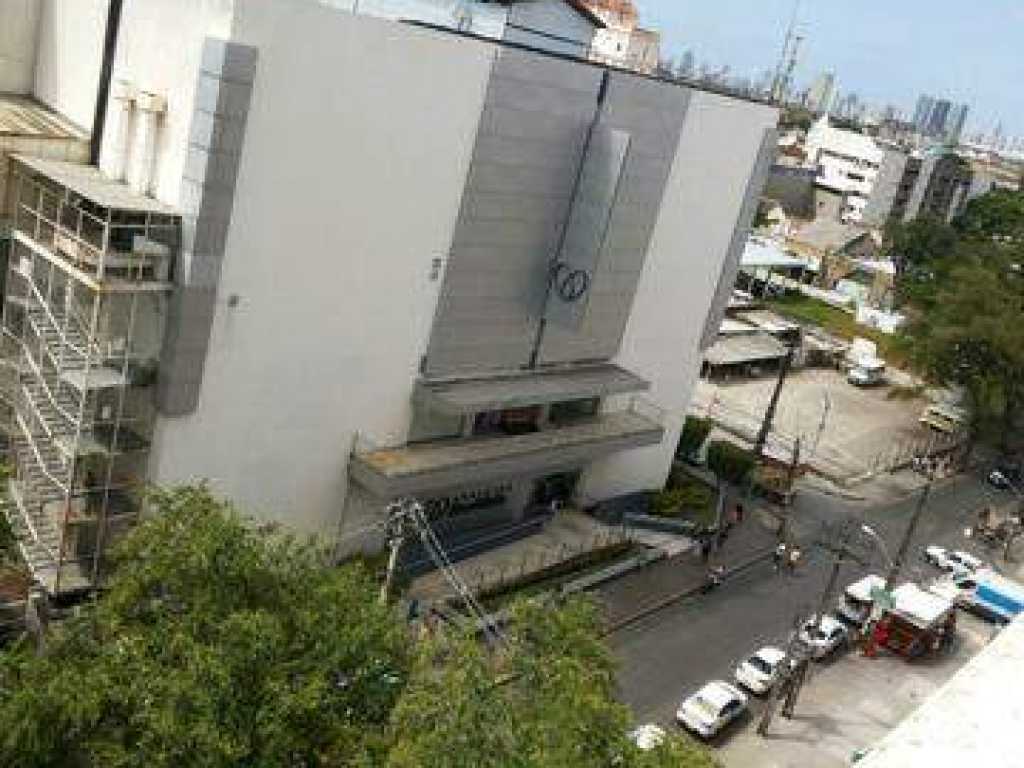 Kitnet amueblada con ubicación privilegiada en el centro de Recife.