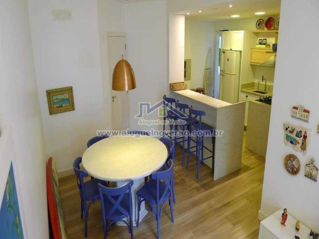 Apartamentos Praia Brava Florianópolis, Aluguel no Verão.