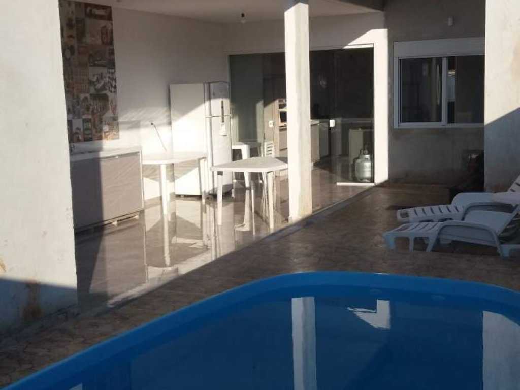 Casa com piscina