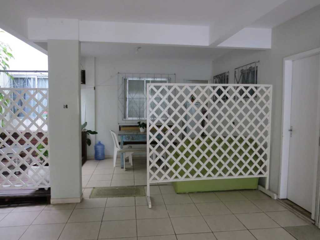 APARTAMENTO DE 2 DORMITORIOS PARA 6 PERSONAS. - COD 02 - CENTRO - BALN CAMBORIÚ