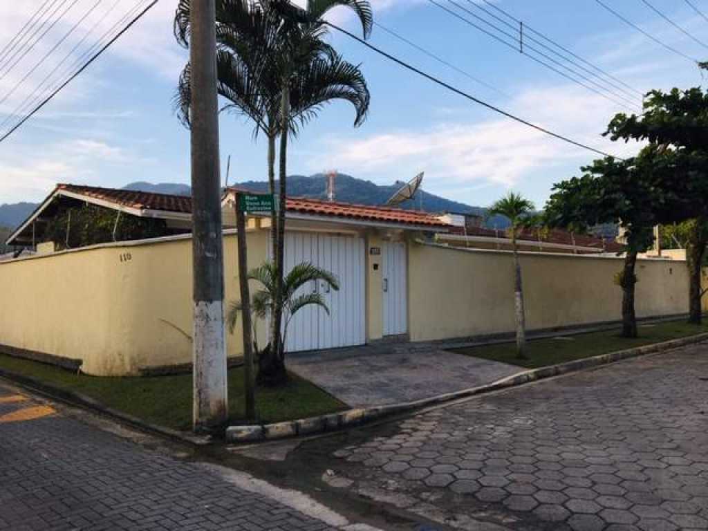 Casa 3 quartos, uma suite em Juquehy