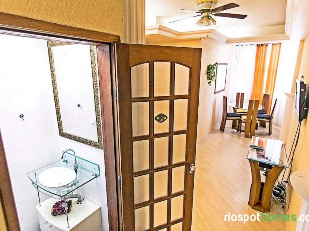 Apartamento temporada de 2 quartos com excelente custo benefício.