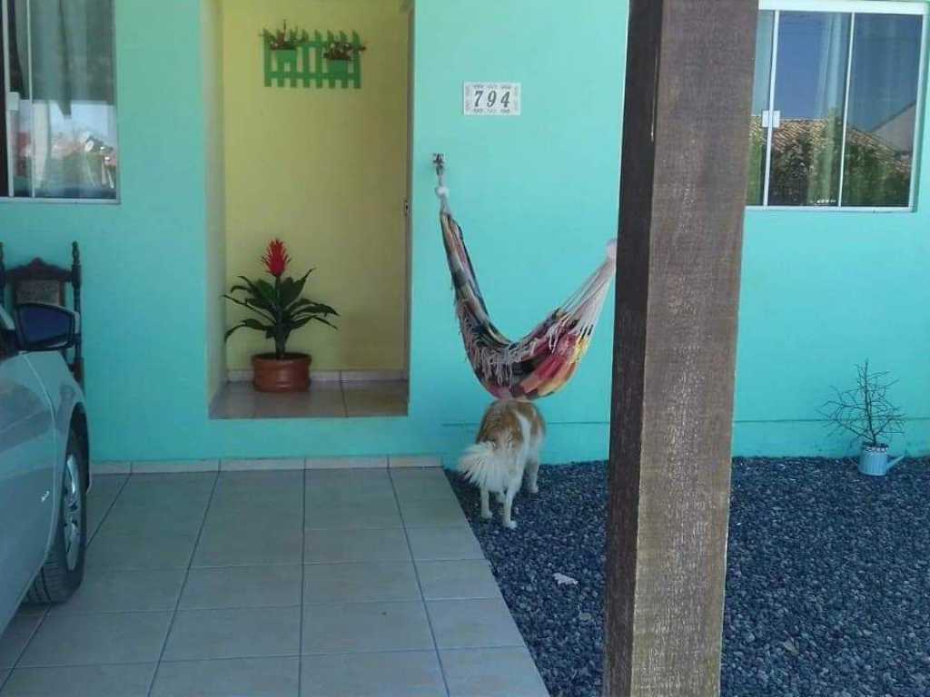 Casa aconchegante, bem ventilada, lugar tranquilo  em Barra Velha SC