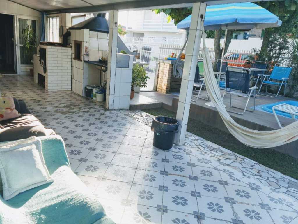 Casa de Praia com Piscina a Beira Mat