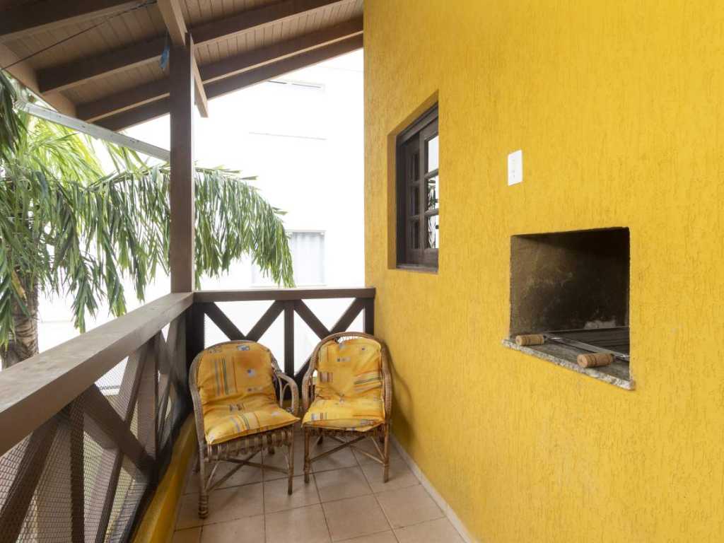 Apartamento p/ 8 Pessoas na Praia Bombas - AN 09