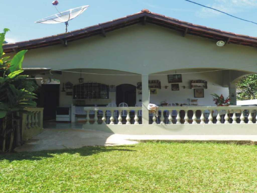 CONFORTAVEL CASA 3 DORM PRAIA LAZARO  14 PESSOAS