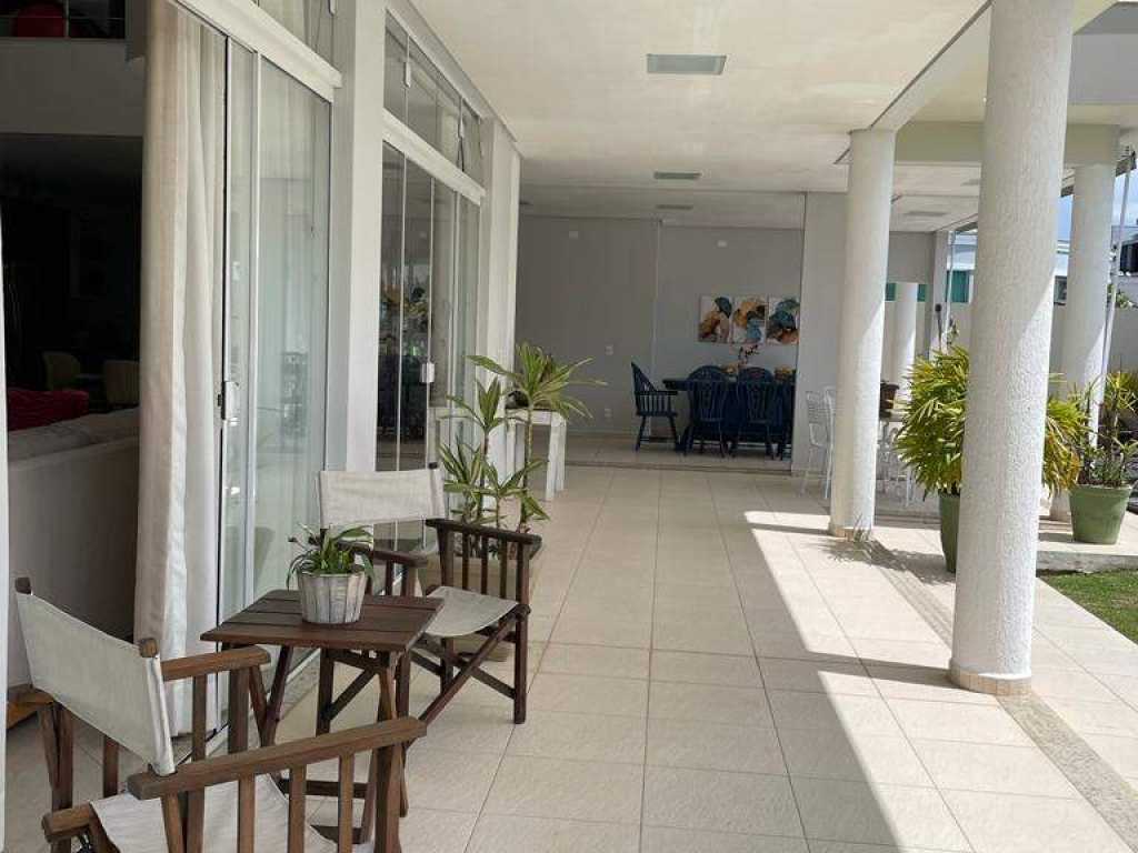 Casa com 06 dormitórios (05 suítes), com espetacular área de lazer e acomodações para 15 pax, Tarifas Sob. Consulta!