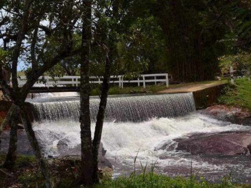 Lindissima Fazenda para seu pacote de Reveillon, para 20 pessoas Em caldas MG