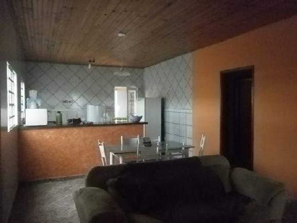 Casa com 3  quartos